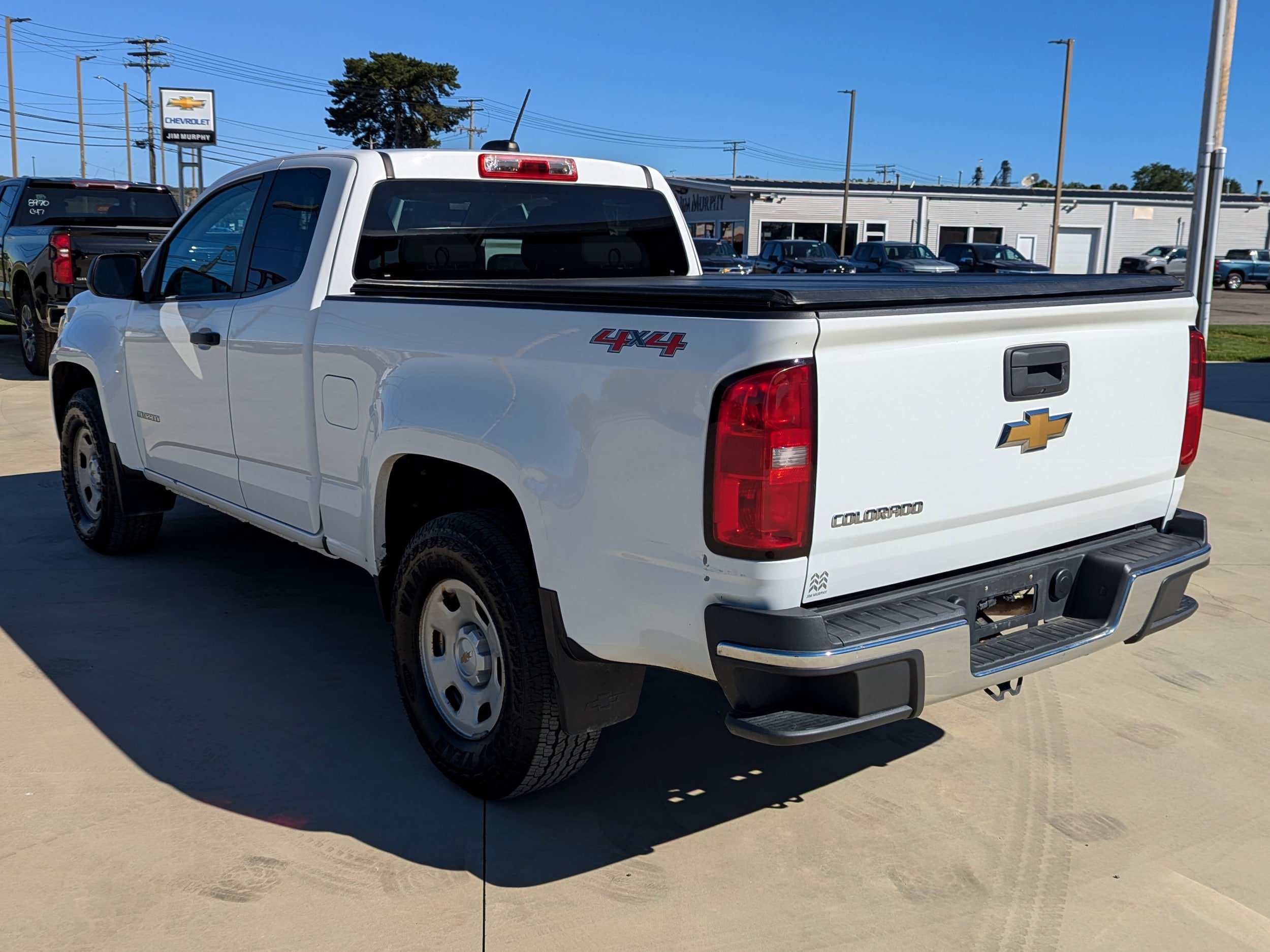 Used 2020 Chevrolet Colorado W/T w/ WT Convenience Package AWD/4WD image 2