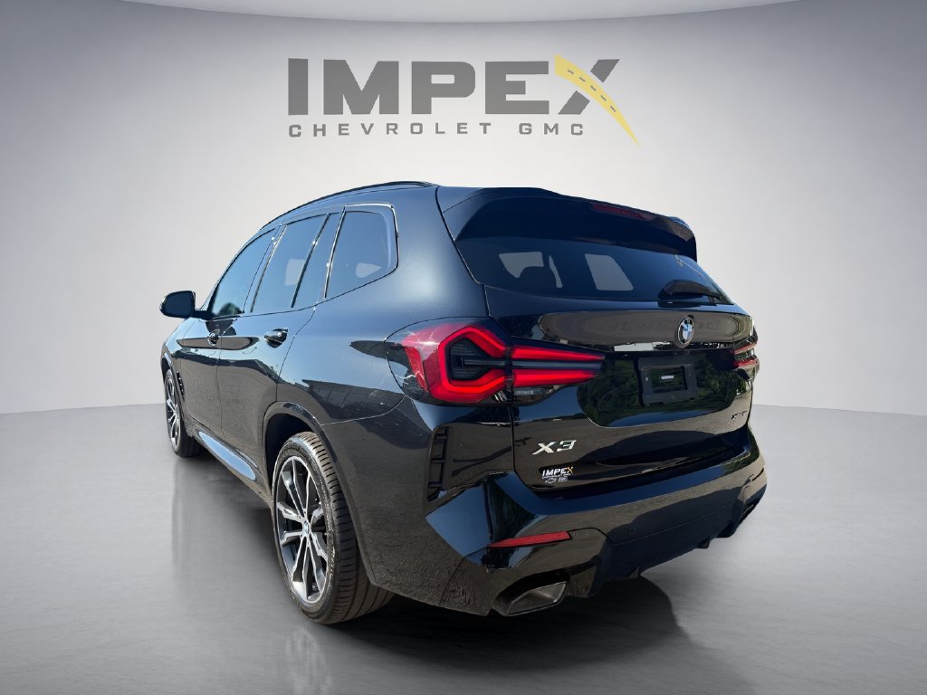 Used 2023 BMW X3 xDrive30i AWD/4WD image 3