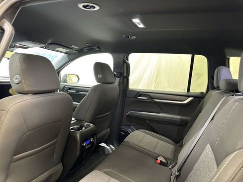 Certified 2025 GMC Acadia Elevation image 13