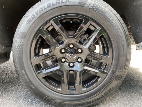 Used 2022 Chevrolet Silverado 1500 RST w/ Max Trailering Package AWD/4WD image 43