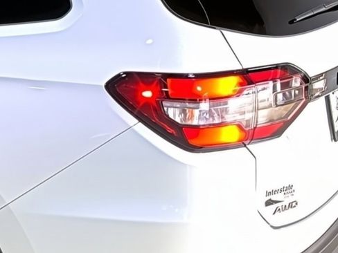 Used 2024 Honda Pilot EX-L image 10