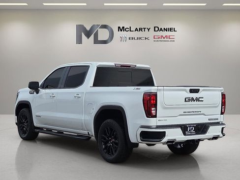Used 2024 GMC Sierra 1500 Elevation w/ Elevation Premium Package image 4