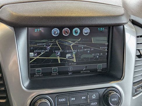 Used 2018 Chevrolet Suburban LT image 28