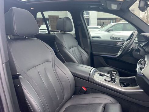 Used 2022 BMW X5 M50i image 31