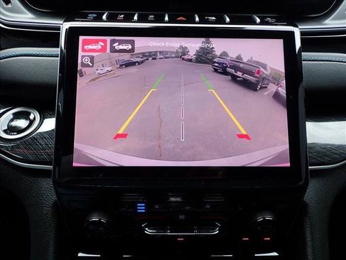 Used 2024 Jeep Grand Cherokee Trailhawk w/ Luxury Tech Group III AWD/4WD image 19