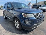 Used 2017 Ford Explorer XLT w/ Equipment Group 202A image 3