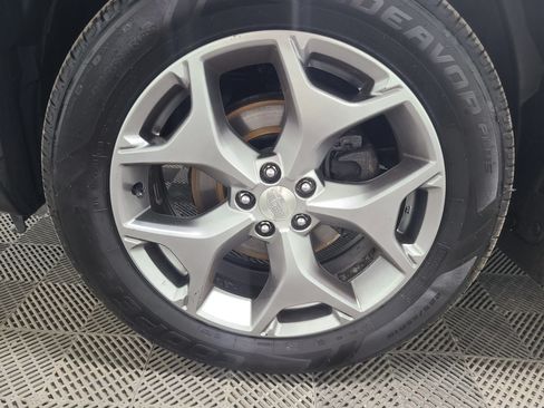 Used 2016 Subaru Forester 2.5i Touring w/ Eyesight & Navigation System AWD/4WD image 18