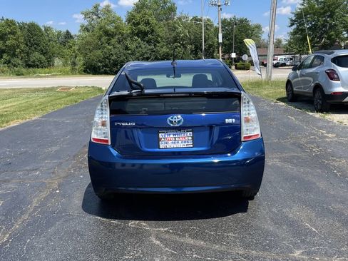 Used 2011 Toyota Prius Five image 4
