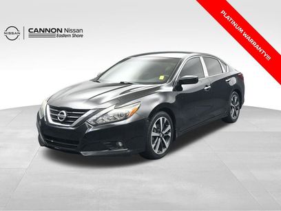 Used 2017 Nissan Altima 2.5 SR w/ LED Appearance Package