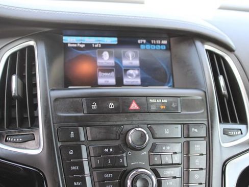 Used 2019 Buick Cascada Premium image 22