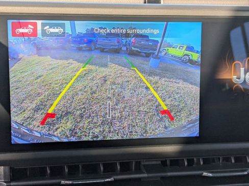 New 2026 Jeep Wrangler Unlimited Rubicon w/ Technology Group image 18