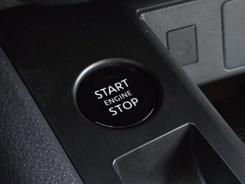 New 2026 Nissan Kicks SV image 26