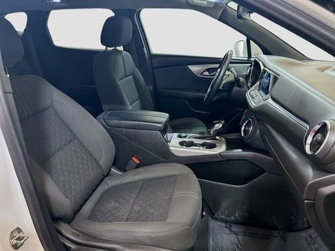 Used 2020 Chevrolet Blazer LT FWD image 25