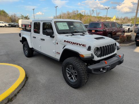 New 2026 Jeep Gladiator Mojave AWD/4WD image 4