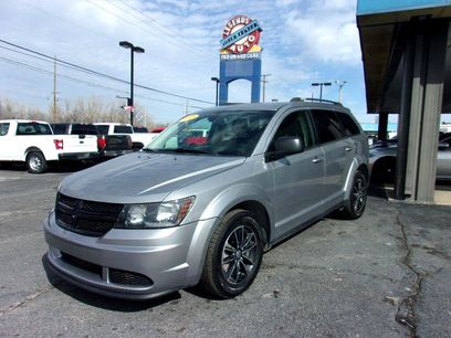 Used 2018 Dodge Journey SE w/ Blacktop Package