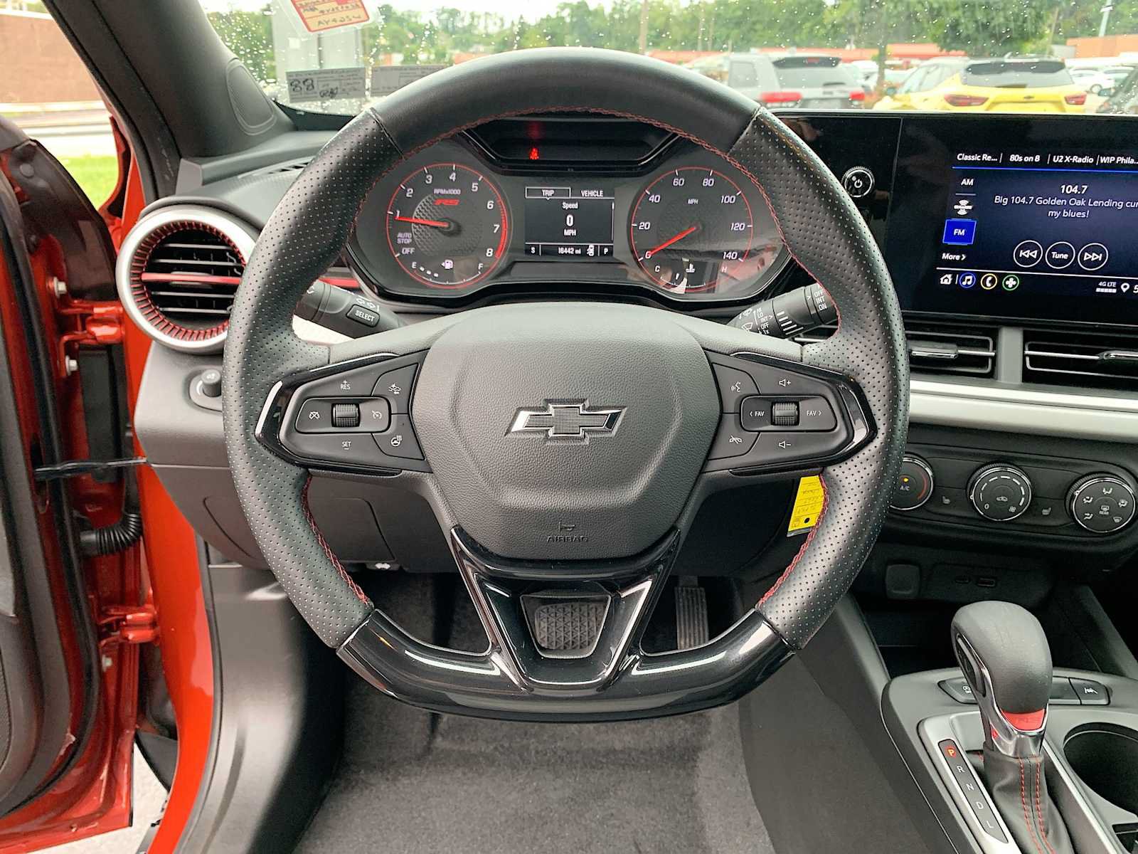 Certified 2024 Chevrolet Trax RS FWD image 11