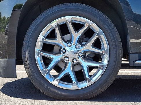 Used 2020 GMC Yukon Denali w/ Open Road Package AWD/4WD image 5