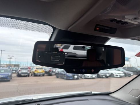 Used 2016 Chevrolet Equinox LTZ w/ Enhanced Convenience Package AWD/4WD image 22