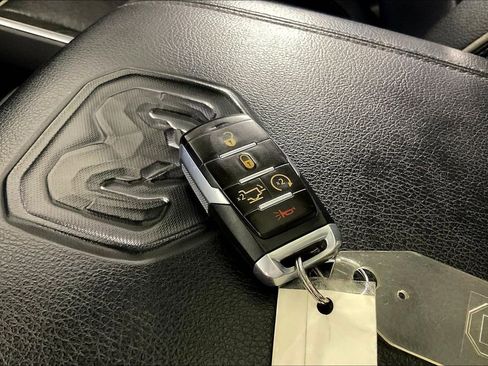 Used 2022 RAM 1500 Laramie image 14