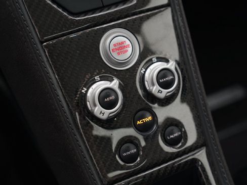 Used 2015 McLaren 650S Spider RWD image 34