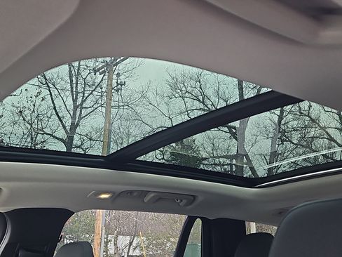 New 2026 Volvo XC90 B6 Plus w/ Protection Package Premier image 5