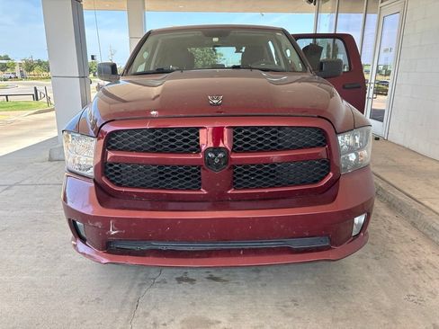 Used 2018 RAM 1500 Express w/ Express Value Package RWD image 2