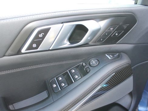 Used 2023 BMW X5 M50i w/ Climate Comfort Package image 11