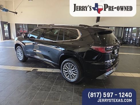 Used 2025 GMC Acadia Denali w/ Super Cruise Package FWD image 6