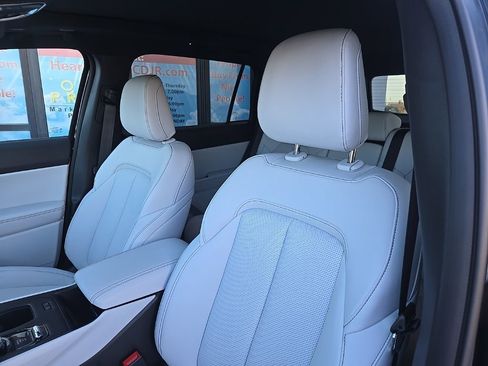 New 2026 Jeep Cherokee Limited AWD/4WD image 33