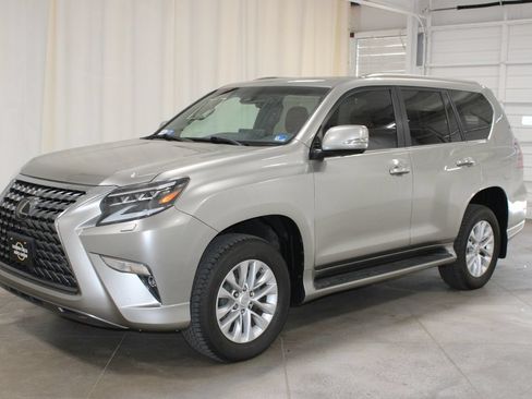 Used 2022 Lexus GX 460 Premium w/ Premium Package AWD/4WD image 4