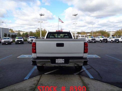 Used 2017 Chevrolet Silverado 2500 W/T image 4