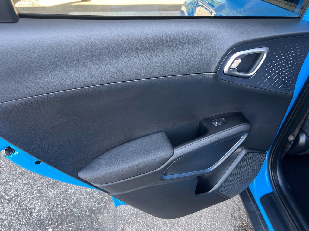 Certified 2024 Kia Soul EX FWD image 11