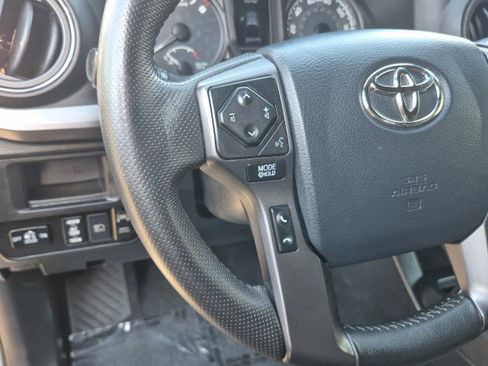 Used 2019 Toyota Tacoma TRD Off-Road image 27