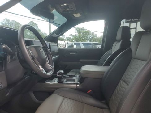 Used 2023 Chevrolet Silverado 1500 ZR2 AWD/4WD image 9