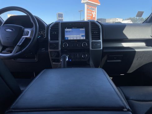 Used 2018 Ford F150 Lariat image 14