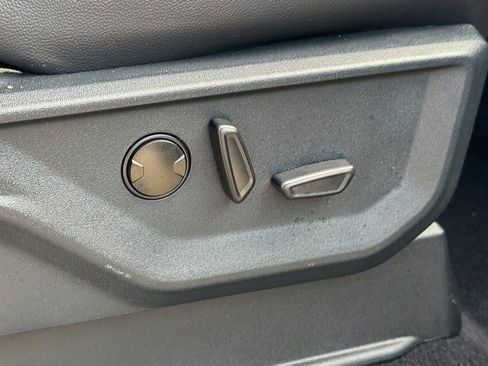 Used 2025 Ford F150 Lariat image 17