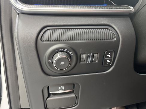 New 2024 Jeep Grand Wagoneer Series II w/ Quick Order Packagew 28T image 22