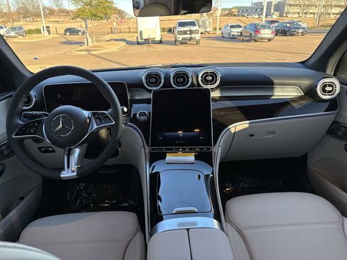 New 2026 Mercedes-Benz GLC 300 image 14