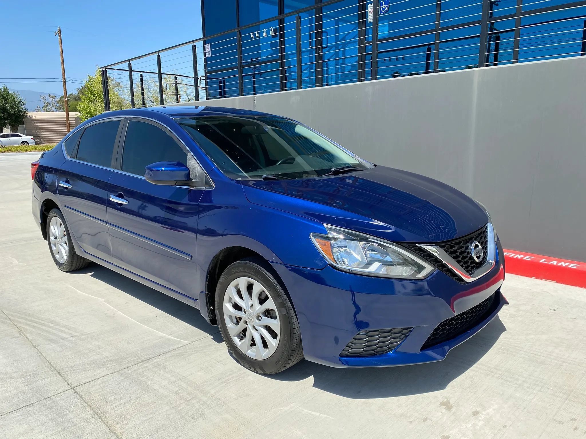 Used 2019 Nissan Sentra SV FWD image 13