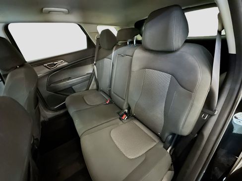 Used 2024 Kia Sportage LX image 28