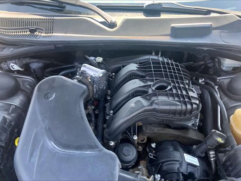 Used 2012 Dodge Challenger SXT Plus RWD image 30