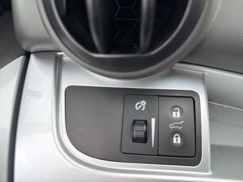Used 2013 Chevrolet Spark LS FWD image 11
