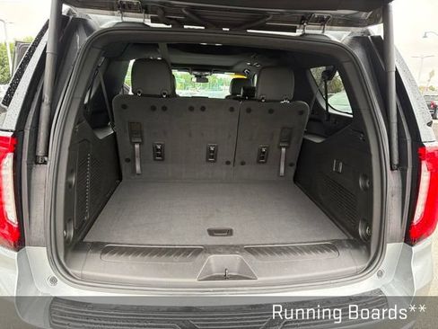 Used 2023 GMC Yukon XL SLT AWD/4WD image 28