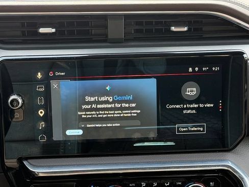 Used 2025 GMC Sierra 2500 Denali w/ Denali Reserve Package AWD/4WD image 19