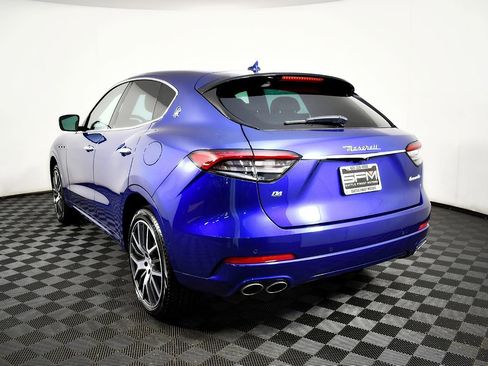 Used 2021 Maserati Levante image 13