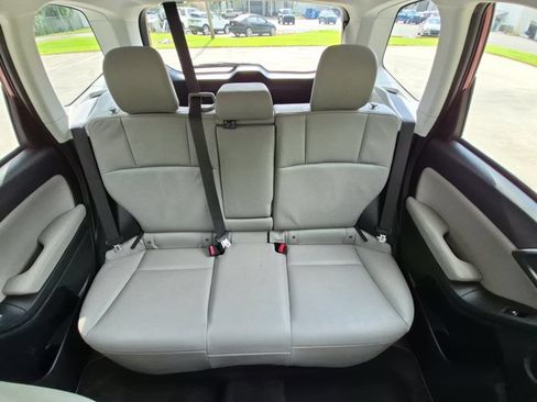 Used 2015 Subaru Forester 2.5i Limited AWD/4WD image 22