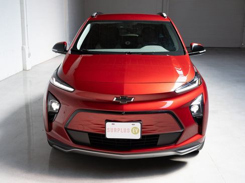 Used 2023 Chevrolet Bolt EUV Premier w/ Super Cruise Package FWD image 9