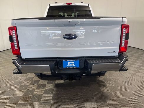 Used 2023 Ford F250 Lariat AWD/4WD image 7