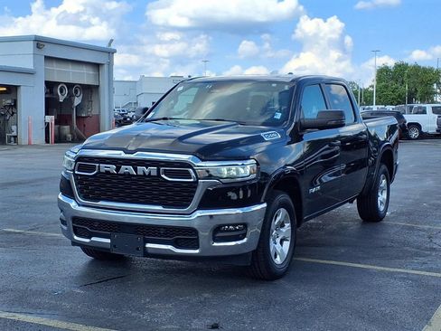 Certified 2025 RAM 1500 Big Horn AWD/4WD image 2