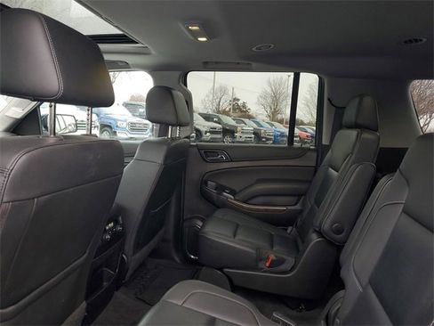 Certified 2019 Chevrolet Suburban LT image 9